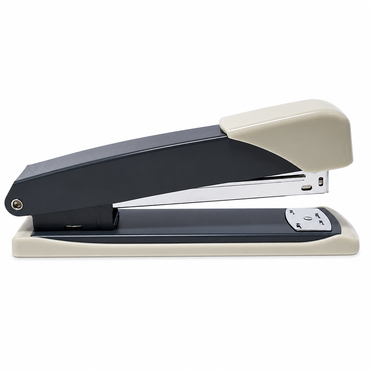 Corchetera Mediana Metalica 24/6-26/6 Colores Stapler